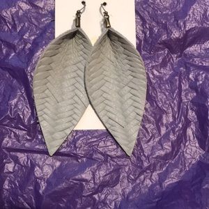 Super cute leather earrings!